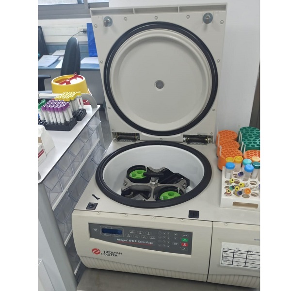 צנטריפוגה מקוררת יד שנייה - Beckman Allegra X-12R Refrigerated Benchtop Centrifuge